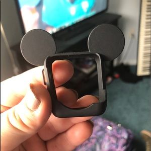 Apple Watch Mickey Mouse bumper